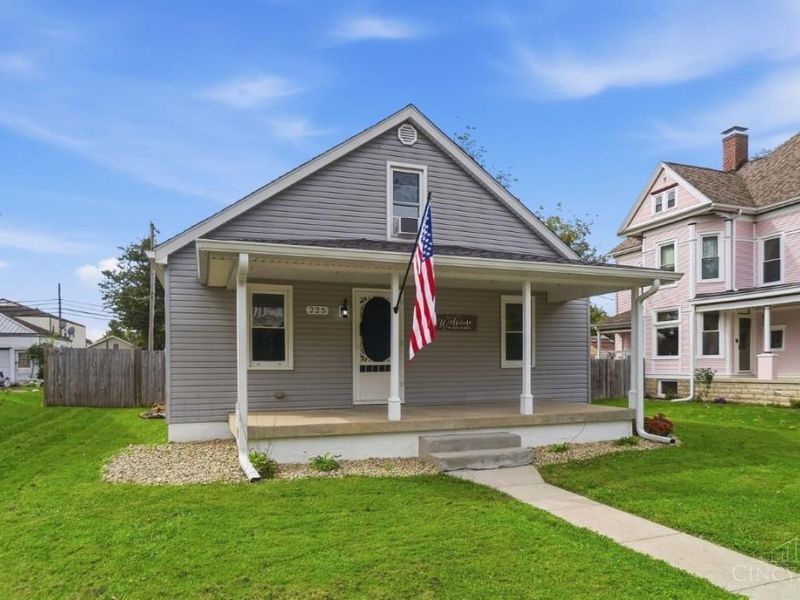 225 N Broadway Street, Lynchburg, OH 45142 Photo 3