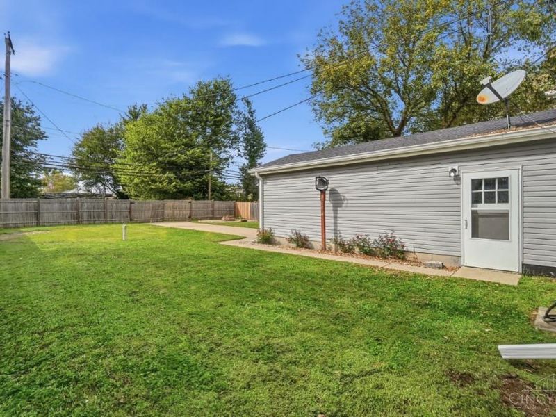 225 N Broadway Street, Lynchburg, OH 45142 Photo 40