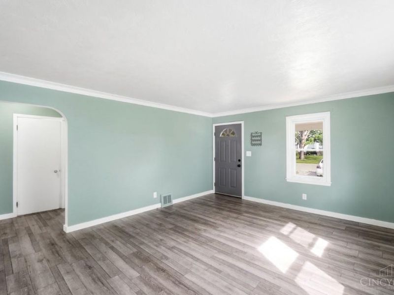 225 N Broadway Street, Lynchburg, OH 45142 Photo 9