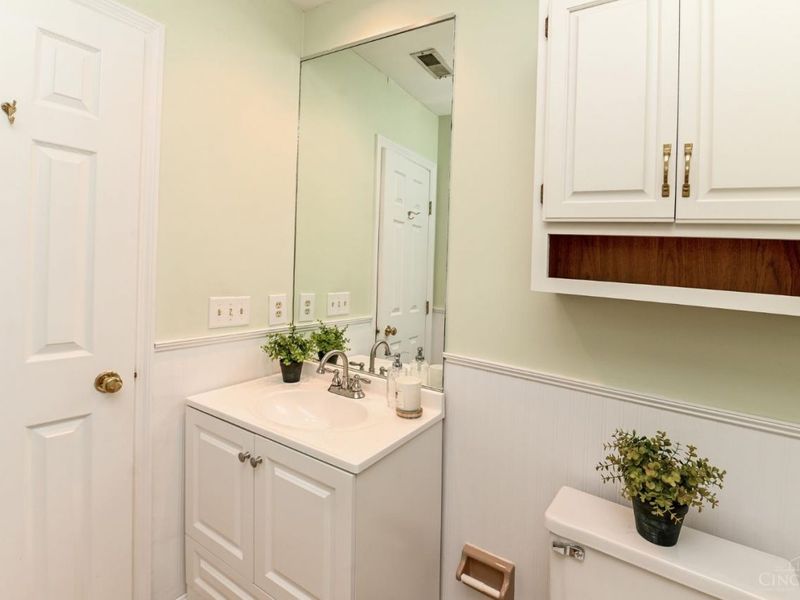 18 Greenhouse Lane, Cincinnati, OH 45209 Photo 52