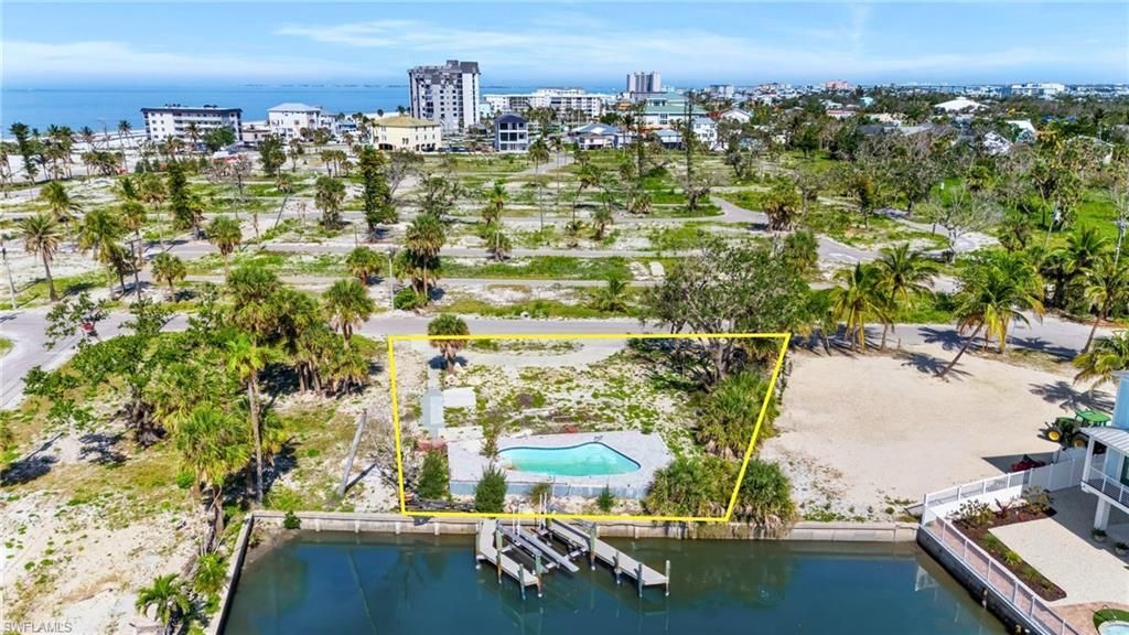 180 Donora Blvd , Fort Myers Beach, FL 33931 Photo