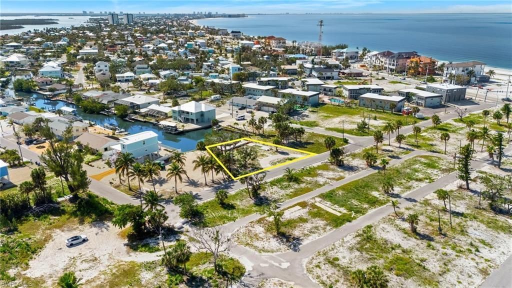 180 Donora Blvd , Fort Myers Beach, FL 33931 Photo