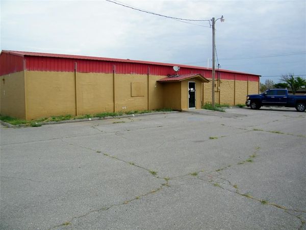 1201 SW Sheridan Avenue, Lawton, OK 73505