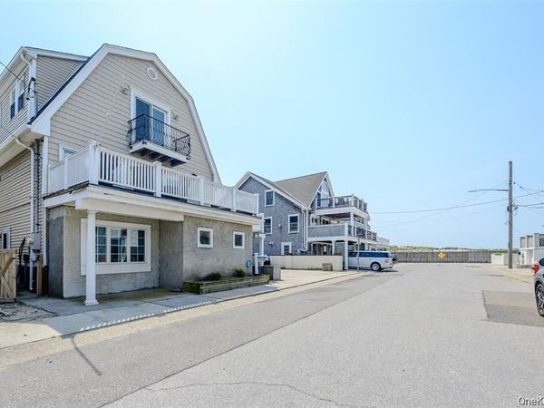 30 Buffalo Avenue, East Atlantic Beach, NY 11561