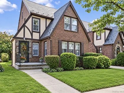 230 Crocus Avenue  Floral Park, NY 11001