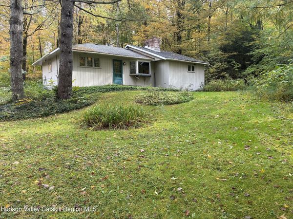 11768 New York 22 , Austerlitz, NY 12017