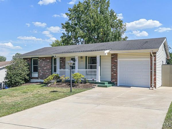 2006 Mark Anthony Drive, Fenton, MO 63026