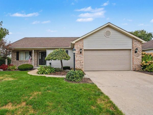 17829 Bay Hill Drive, South Bend, IN 46635