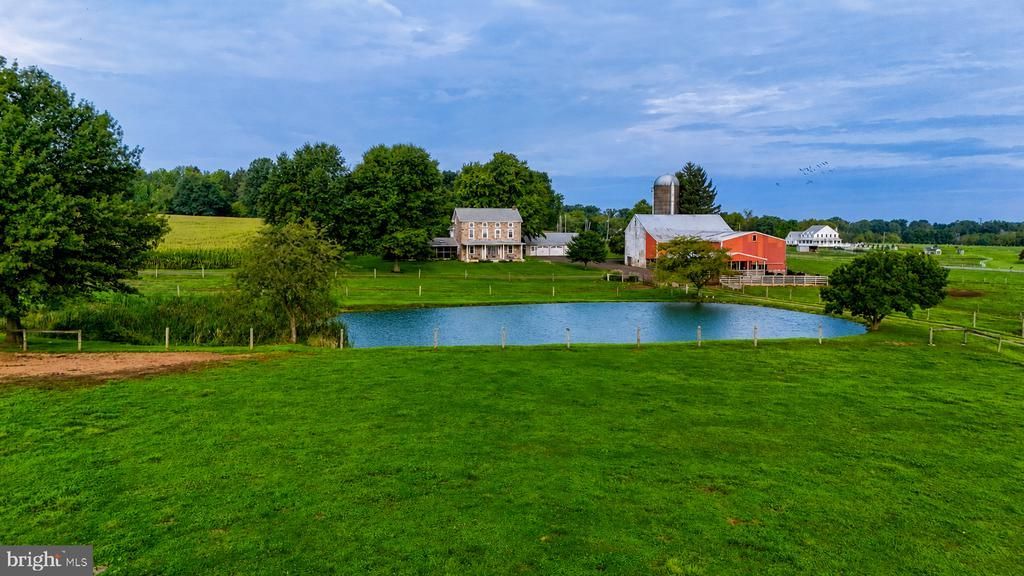 68 SEVEN STARS ROAD , SPRING CITY, PA 19475