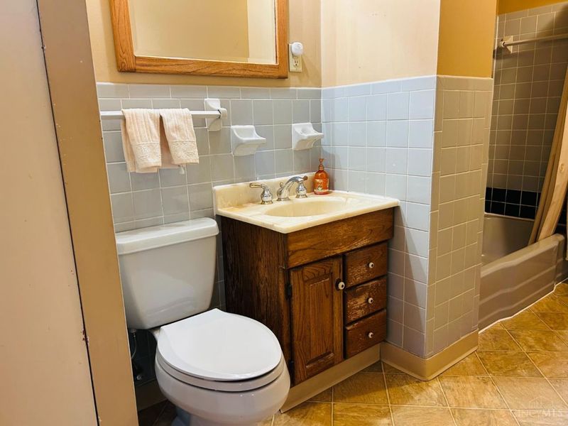 2585 Byrneside Drive, Colerain Township, OH 45239 Photo 9