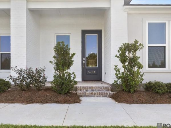5704 Montegudo Blvd, Zachary, LA 70791