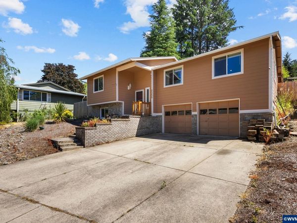 2050 Popcorn Ct NW, Salem, OR 97304