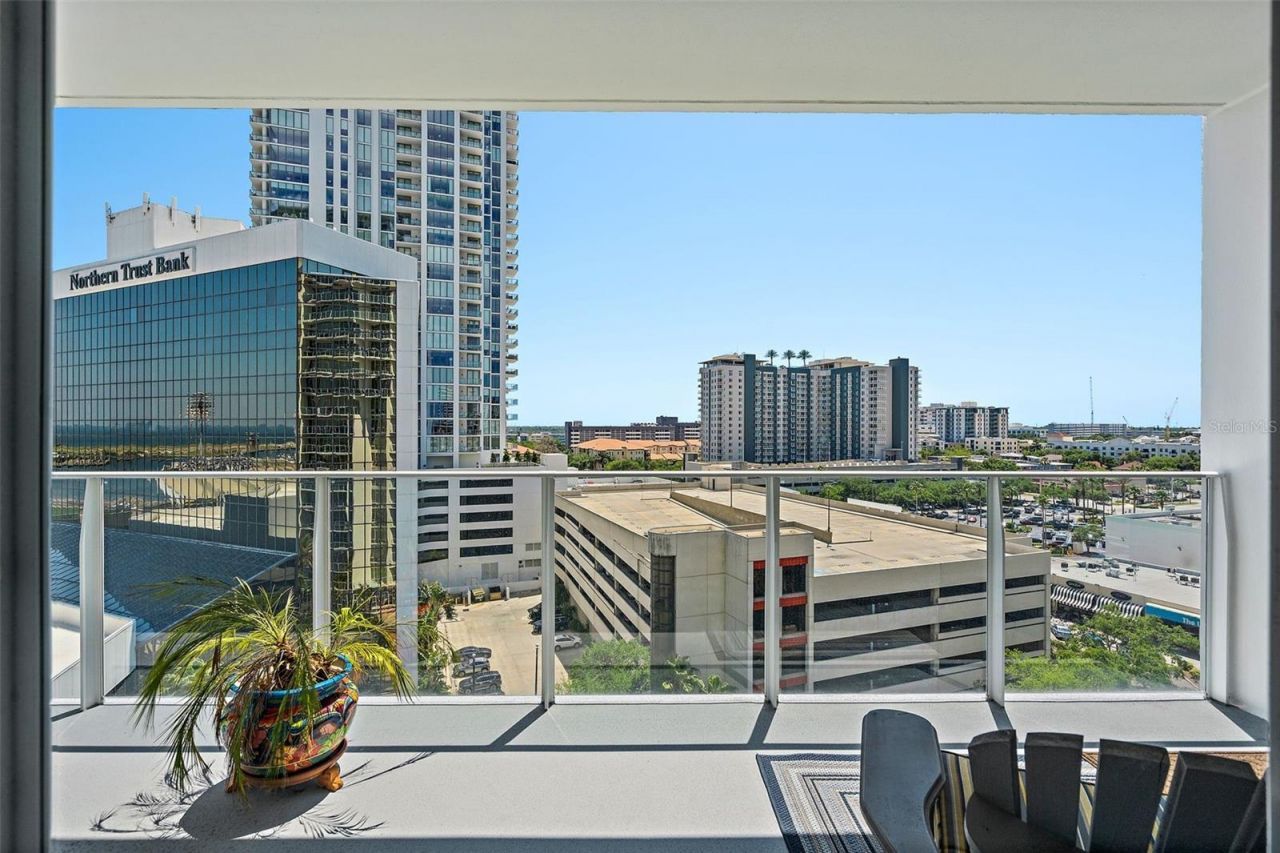 175 1st Street S, Unit 1003, Saint Petersburg, FL 33701 Photo