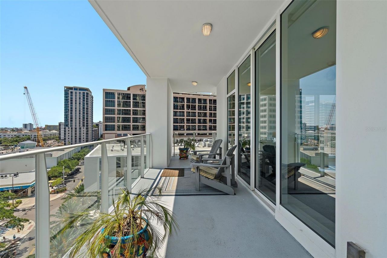 175 1st Street S, Unit 1003, Saint Petersburg, FL 33701 Photo