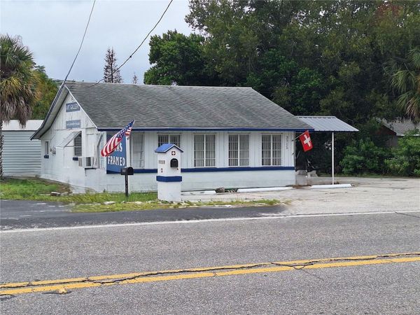 3715 N HIGHWAY 19A , MOUNT DORA, FL 32757