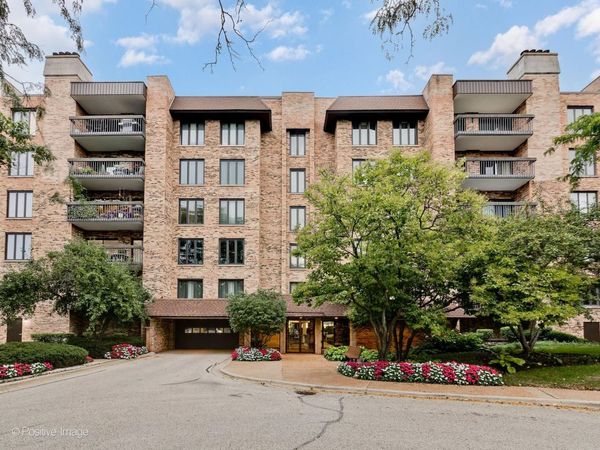 3860 MISSION HILLS Road , Unit 217, Northbrook, IL 60062