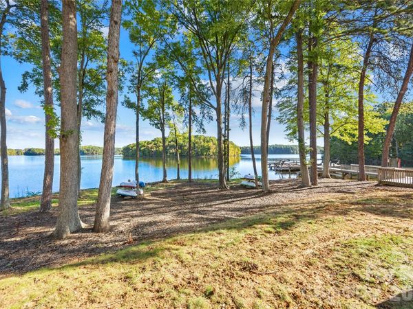 915 Northeast Drive, Unit 22, Davidson, NC 28036