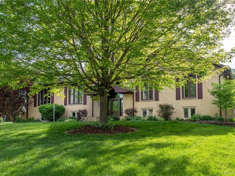 3806 Saint Andrews, Bath Township, OH 45324 Photo 4