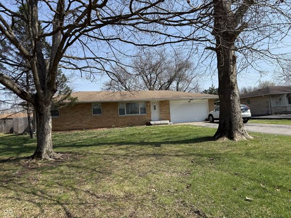 7109 Chandler Drive , Indianapolis, IN 46217