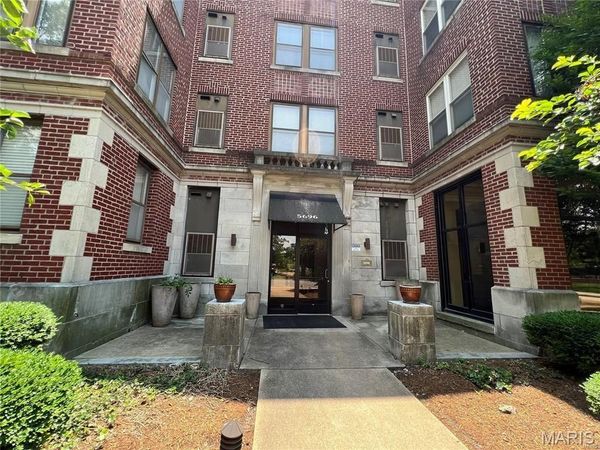 5696 Kingsbury Avenue, Unit 103, St Louis, MO 63112