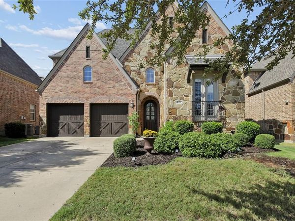 8501 Bayberry Avenue, Lantana, TX 76226