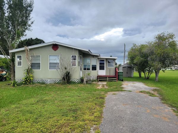 1248 CHOBEE Street, Okeechobee, FL 34974