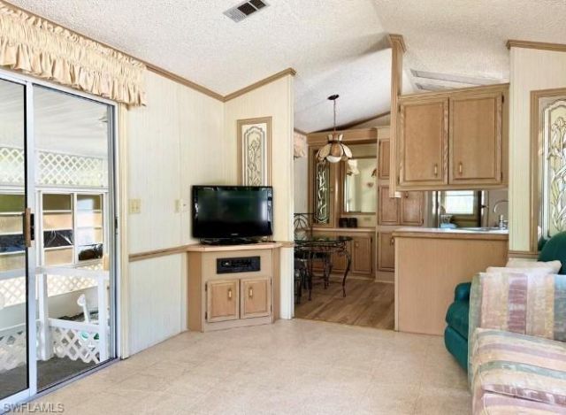 251 Bass Ln , Unit 251, Naples, FL 34145 Photo