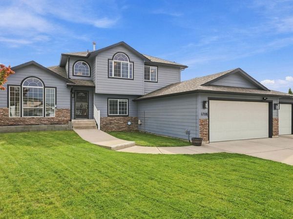 1708 E Houghton Ct, Spokane, WA 99217
