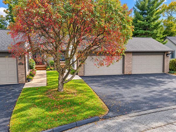 14114 Meadow Hill Lane, Plymouth Township, Mi 48170