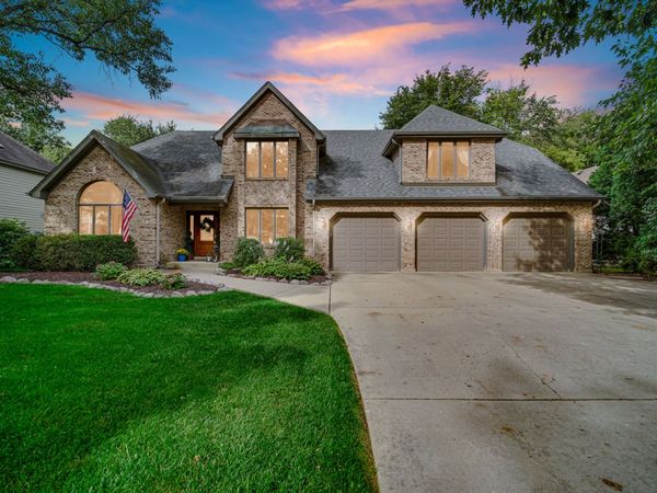 1024 Trillium Trail , West Chicago, IL 60185