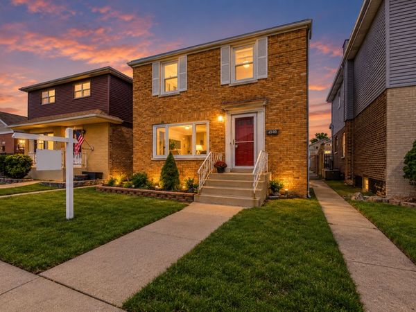 5227 S Neenah Avenue, Chicago, IL 60638