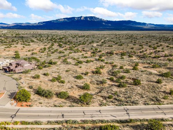 2403 Desert Zinnia Road, Rio Rancho, NM 87144