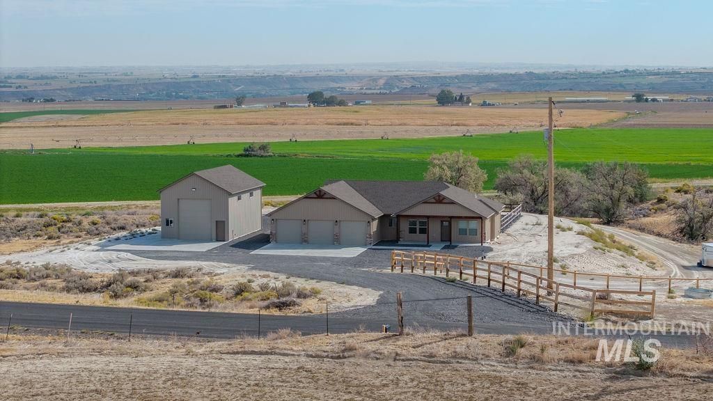 4420 N 900 E, Buhl, ID 83316 Main Photo