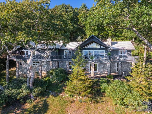 465 Leatherwood Road, Maggie Valley, NC 28751