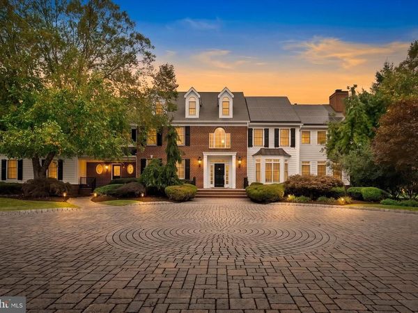 8 BENSON LANE, SKILLMAN, NJ 08558