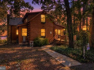 97 OVERLOOK LANE, BURGESS, VA 22432