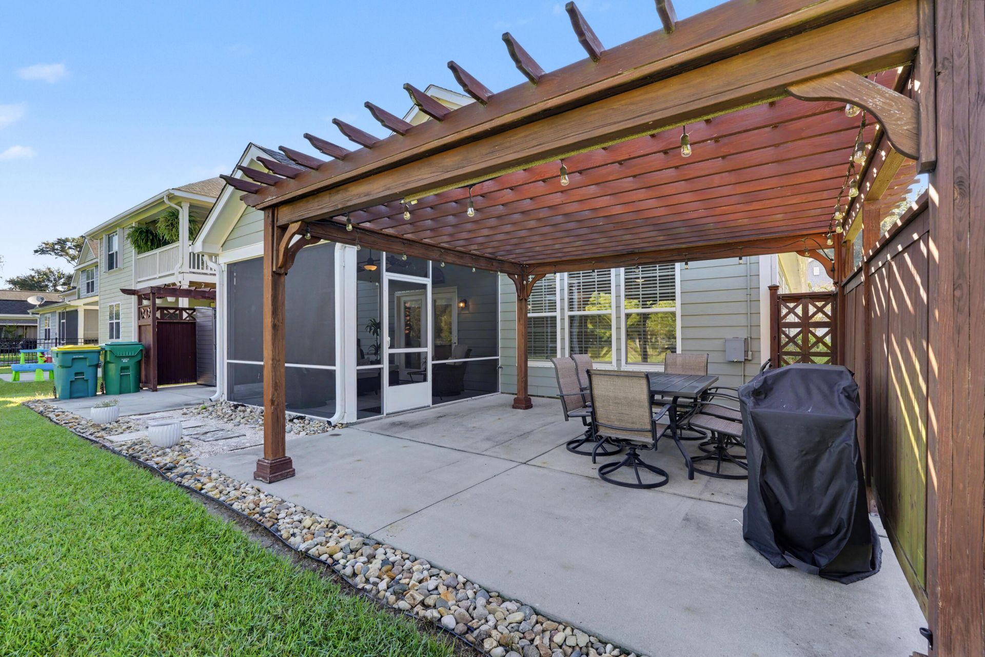 91 Shell Hall Way Photo 31