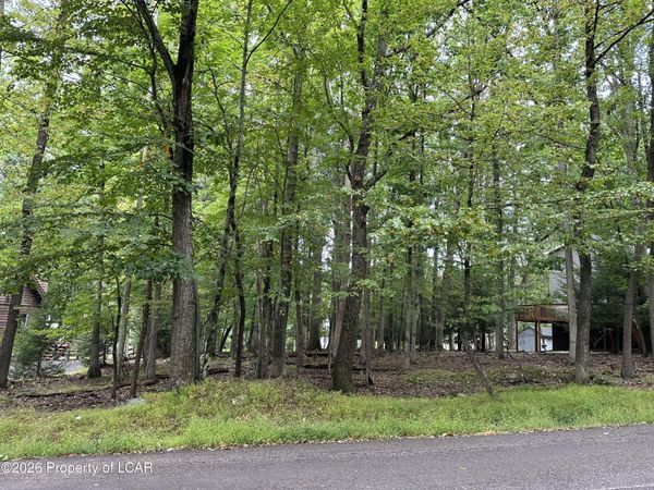 39 Bear Run Drive, Drums, PA 18222