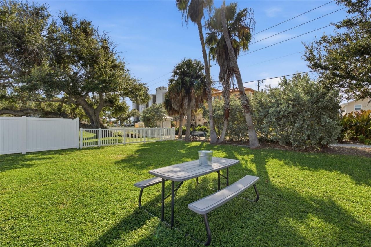 927 Gulf Boulevard , Unit 50, Indian Rocks Beach, FL 33785 Photo