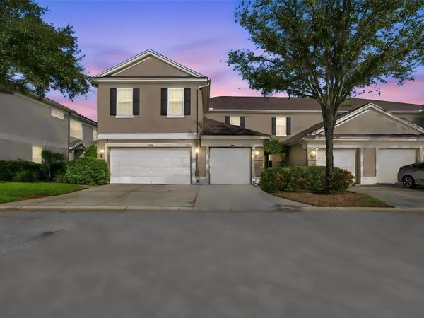 11232 WINDSOR PLACE CIRCLE , TAMPA, FL 33626