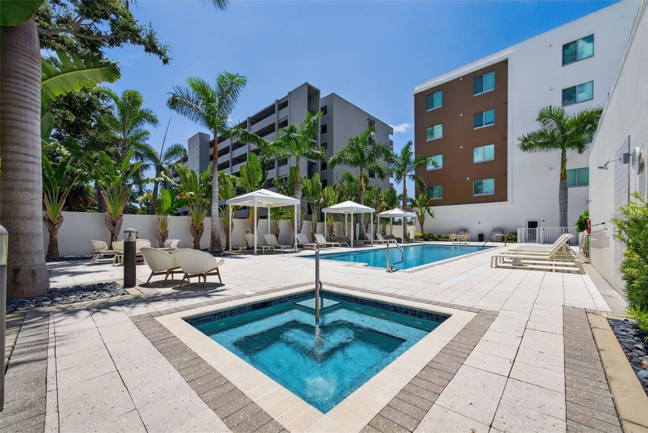 711 S Palm Avenue, Unit 302, Sarasota, FL 34236 Photo