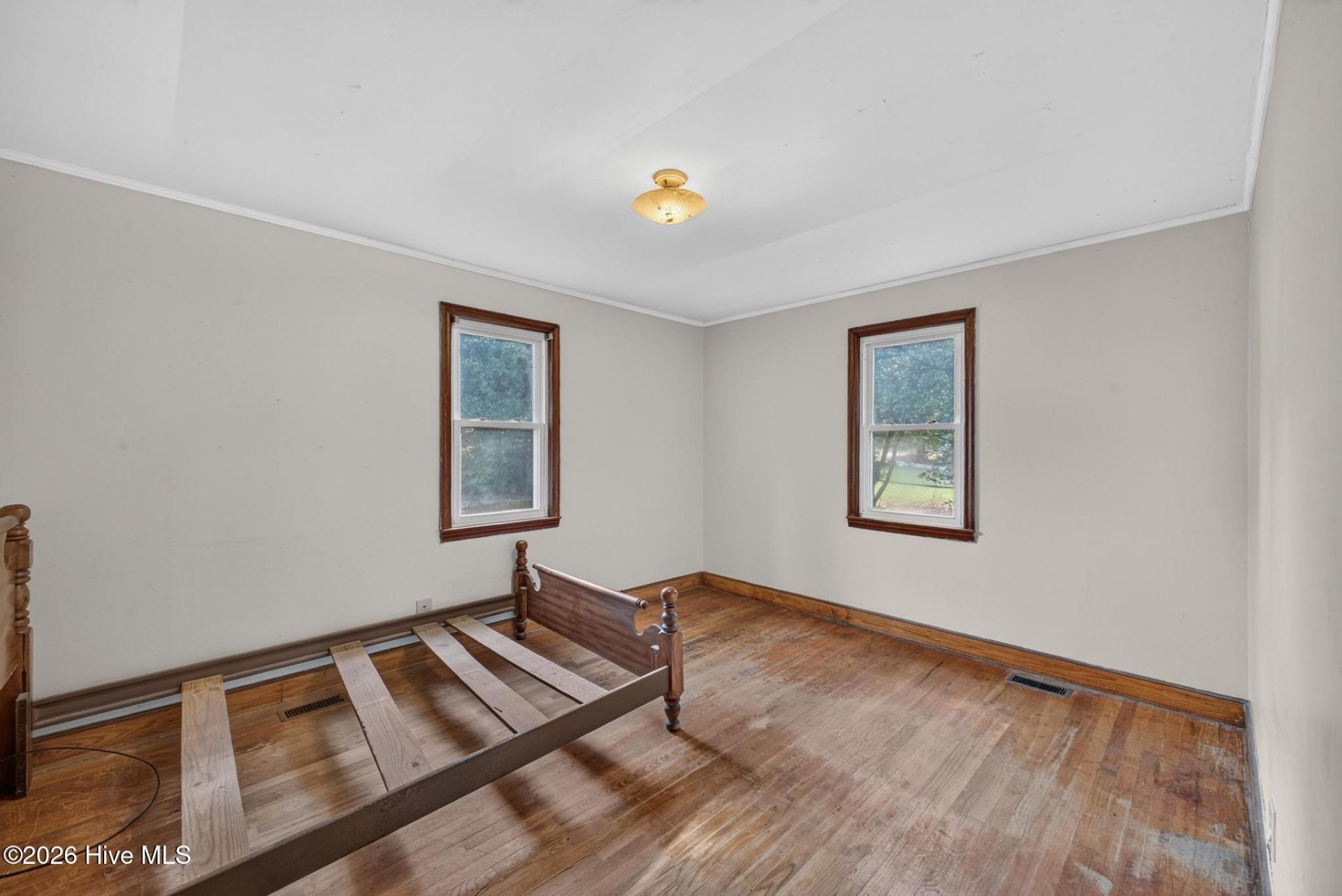 312 1st Street Photo 12