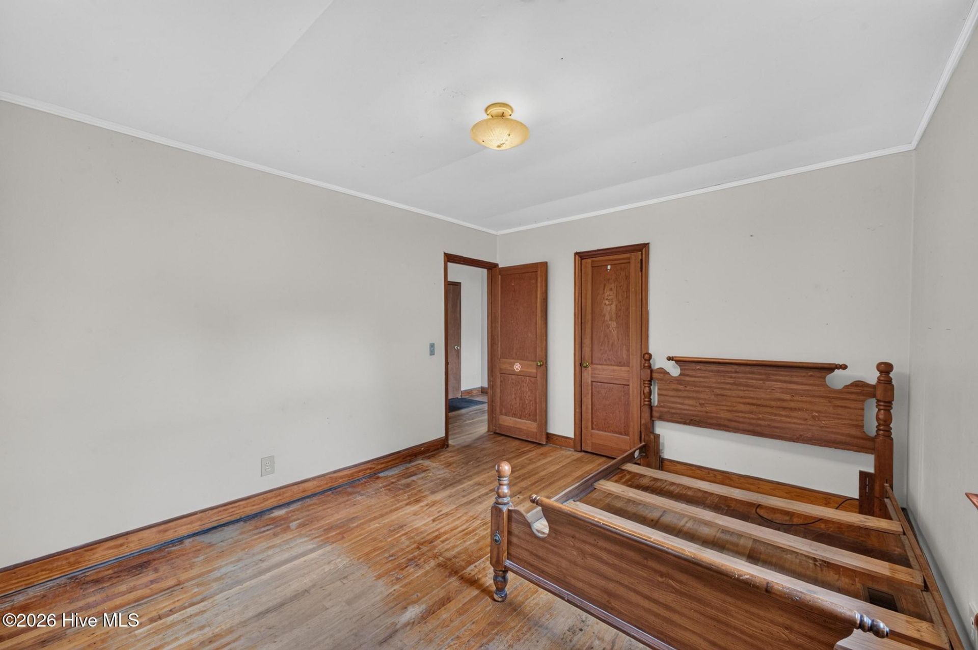 312 1st Street Photo 13