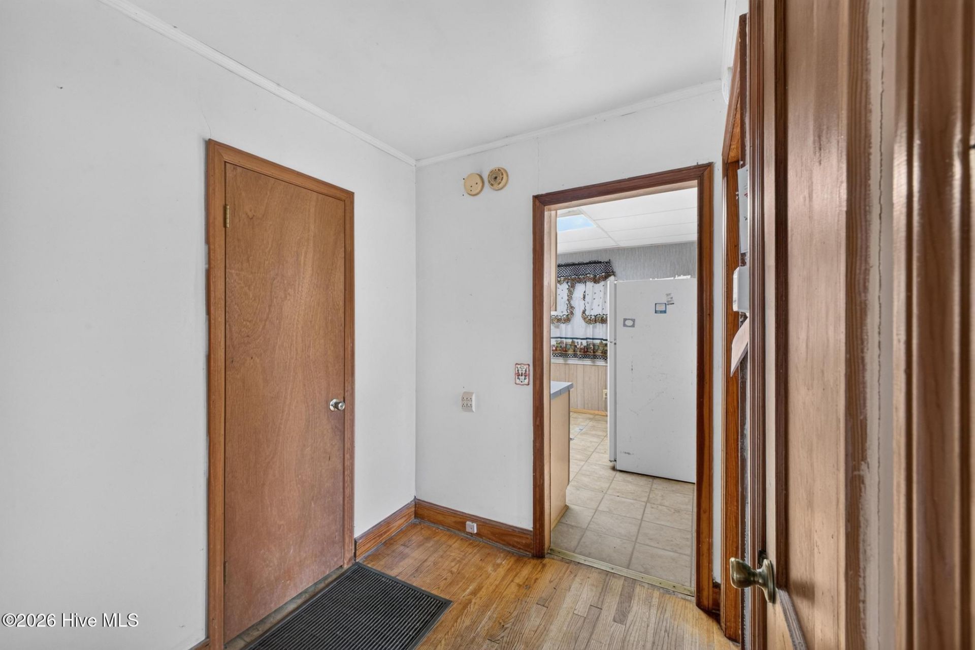 312 1st Street Photo 16