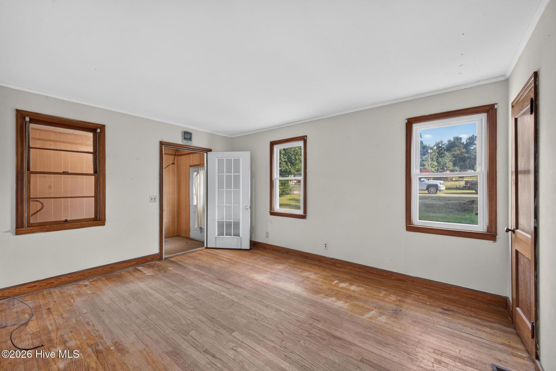 312 1st Street Photo 6