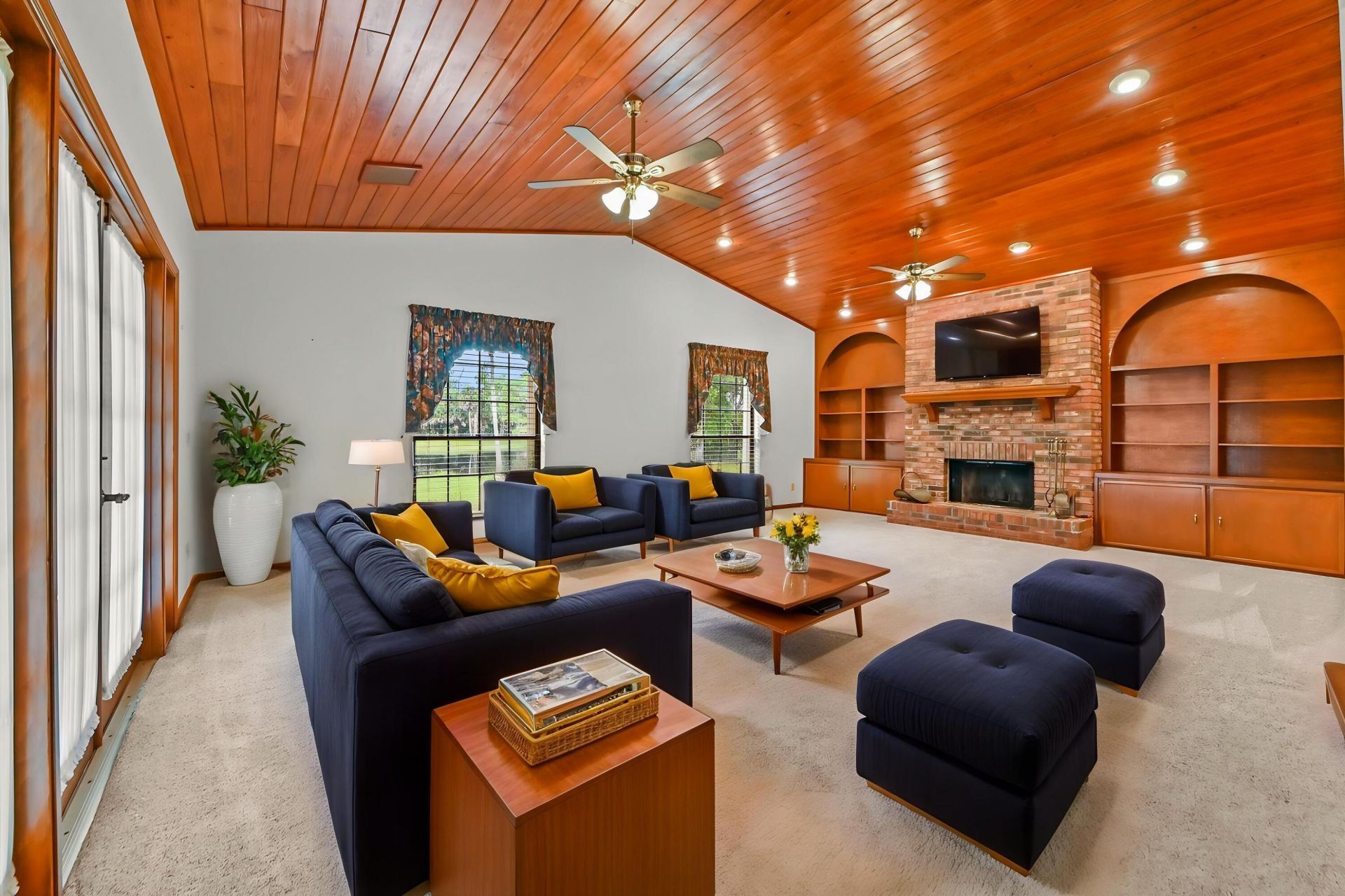 627 Marginal Road, West Palm Beach, FL 33411 Photo