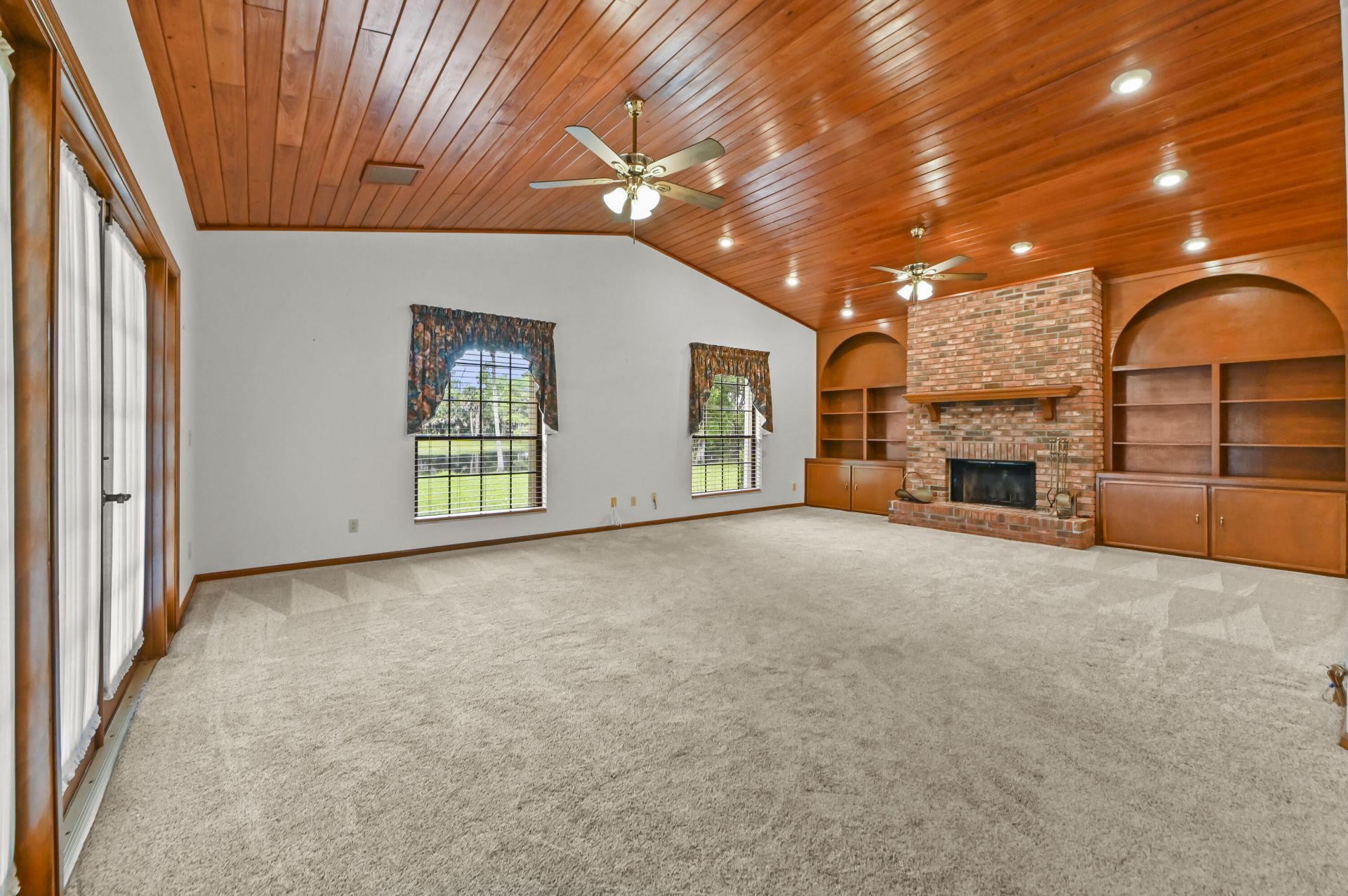 627 Marginal Road, West Palm Beach, FL 33411 Photo