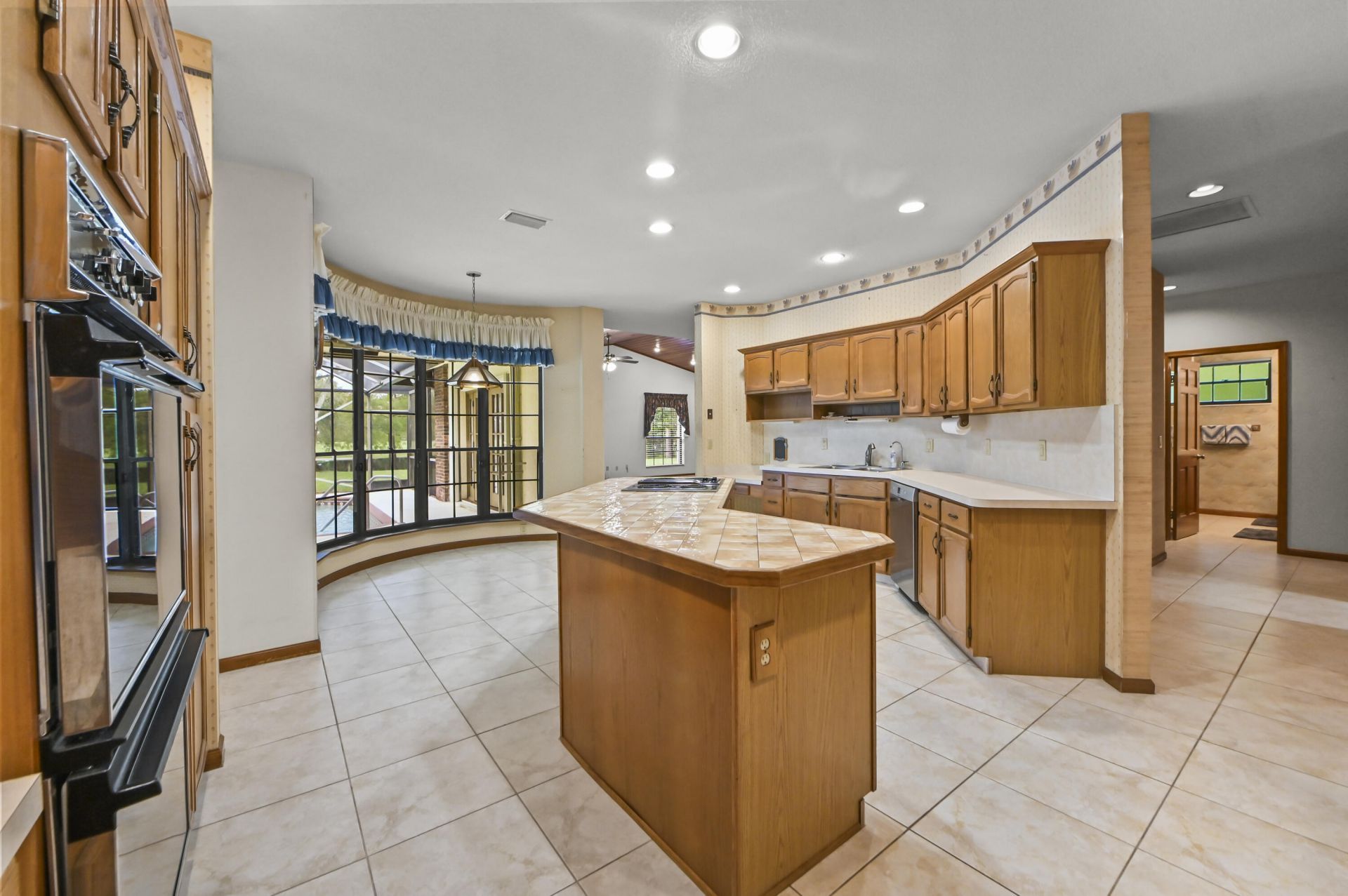 627 Marginal Road, West Palm Beach, FL 33411 Photo