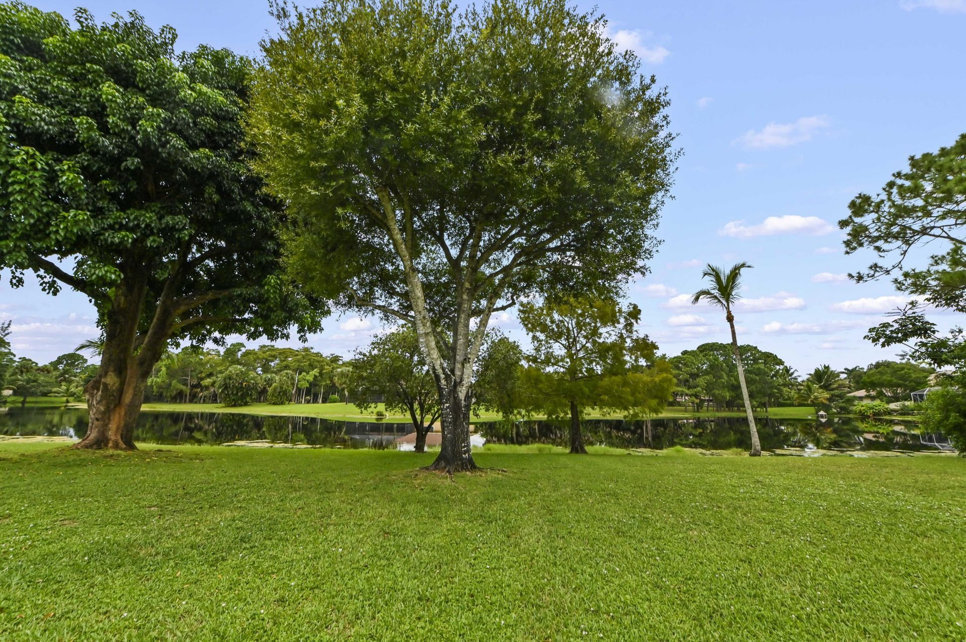 627 Marginal Road, West Palm Beach, FL 33411 Photo