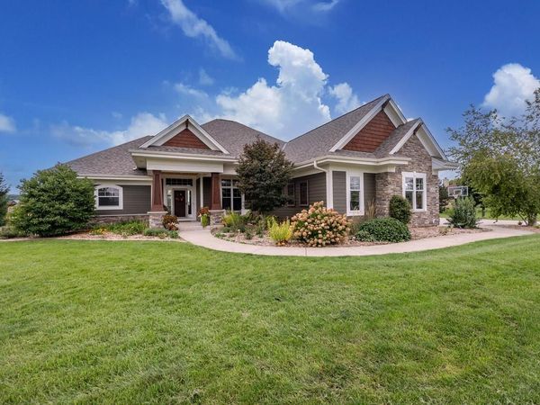 S84W33185 Brown Bear LANE, Mukwonago, WI 53149